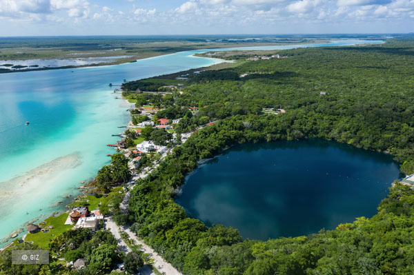 Mensajeros del Manglar: Iniciativa de protección de la Laguna de Bacalar