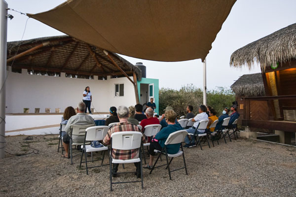 Campaña de concientización sobre el turismo sostenible y la importancia del agua en el Parque Nacional Cabo Pulmo