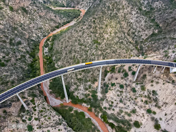 Lineamientos para el Mapa de Ruta Tecnológica del Transporte Terrestre en México, Visión 2021-2050