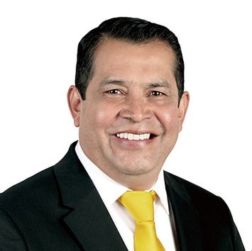 C. Juan Hugo de la Rosa