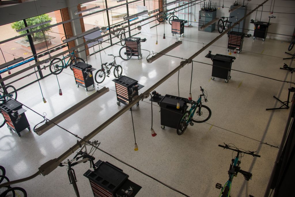 El Colegio de la Bici en Bogotá es una de las acciones estratégicas para la promoción de la movilidad activa en la ciudad.