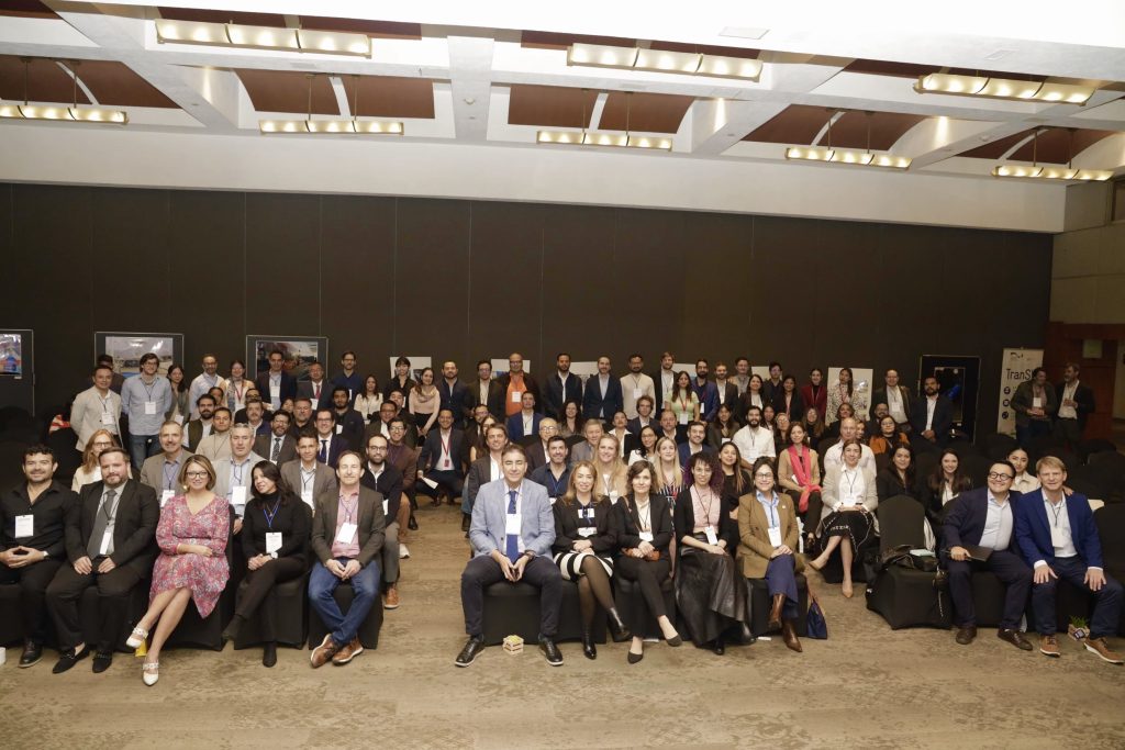 Más de 130 personas de los sectores público, privado, académico, de la sociedad civil y la cooperación internacional, asistieron al primer día del evento. Foto: GIZ