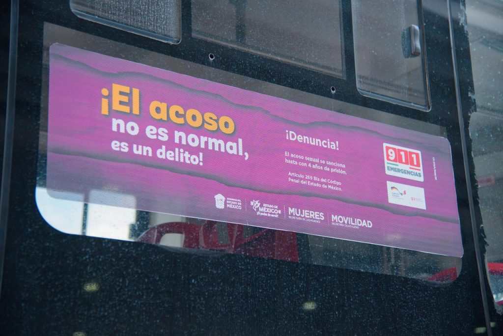 La campaña de comunicación incluye material visual en los vehículos y tiene como objetivo visibilizar las agresiones y reforzar que el acoso no es tolerable en ningún espacio.