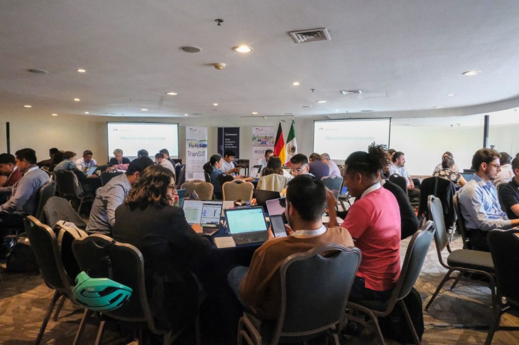 GIZ México y MobilityData formalizaron colaboración para impulsar la digitalización del sector.